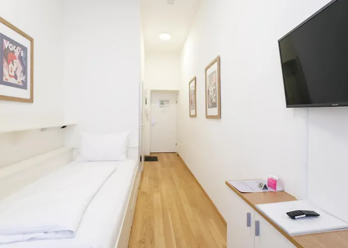 Riess - Self Check-in 3* Viyana